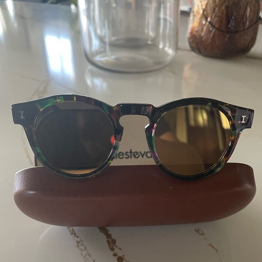Illesteva Leonard Sunglasses